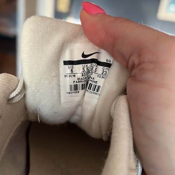 ✨RARE✨ Nike Air Max 90/1 Athletic Shoes 'WHEAT GOLD / GUAVA ICE’ Women's Size 6 - Picture 10 of 10